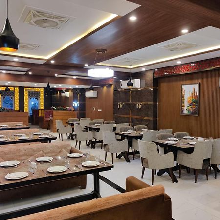 Hotel Croydon International ラーワルピンディー エクステリア 写真