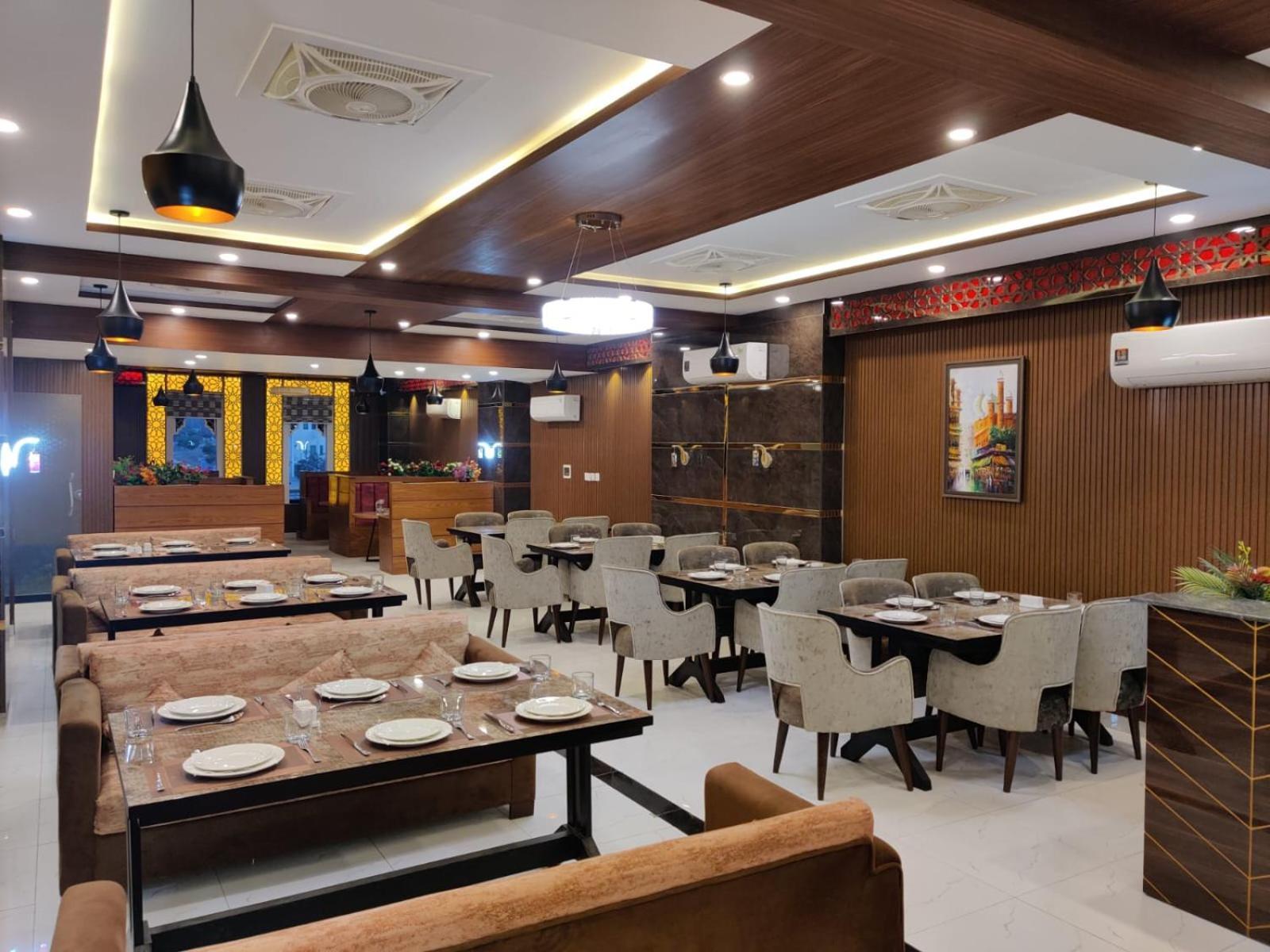 Hotel Croydon International ラーワルピンディー エクステリア 写真
